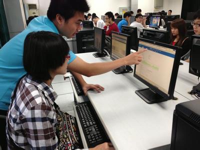 牛X,大二学生做网站创业赚上亿